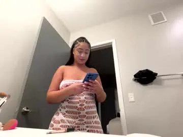 superclit4u – webcam model profile photo Image 5