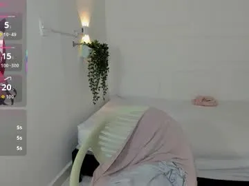 xoprincesspeachxo – webcam model profile photo Image 11