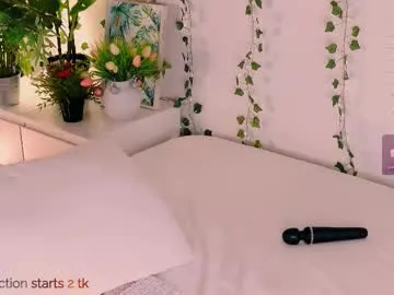 MiaTonyy – webcam model profile photo Image 4