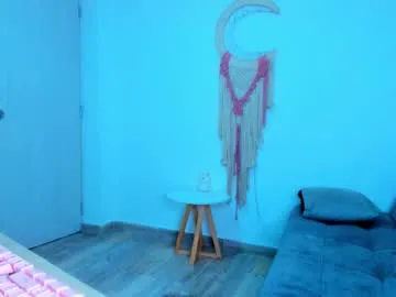 to4ka-gi – webcam model profile photo Image 11