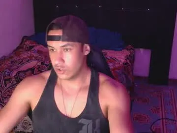 xlunami – webcam model profile photo Image 12