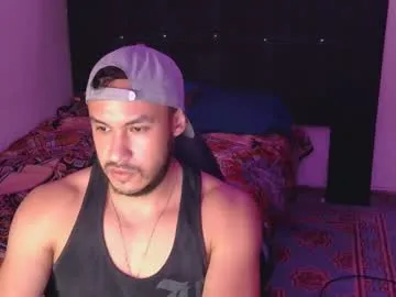 xlunami – webcam model profile photo Image 18