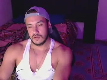 xlunami – webcam model profile photo Image 6