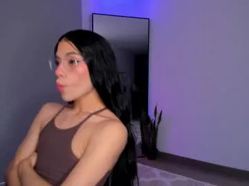 macarena-60 – webcam model profile photo Image 6