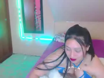 Dii-6 – webcam model profile photo Image 12