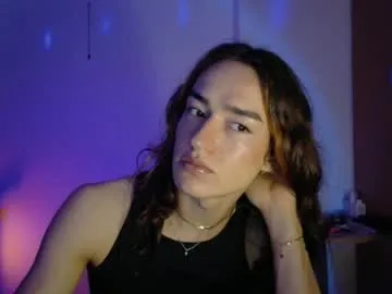 PinkFoxya – webcam model profile photo Image 3