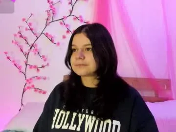 MaddieBryggs – webcam model profile photo Image 6