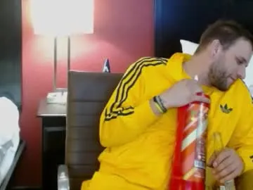 StarKristy – webcam model profile photo Image 15