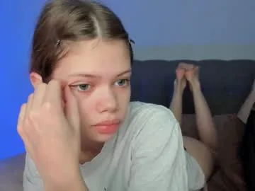 Valeriah – webcam model profile photo Image 3