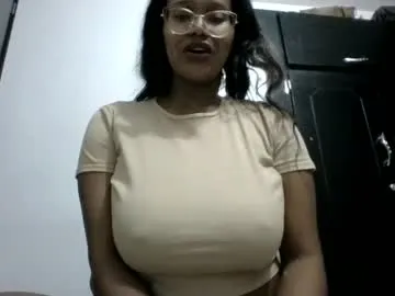 jskchwkdbcn – webcam model profile photo Image 14