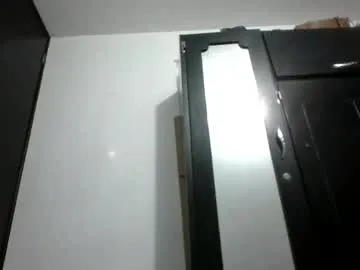 jskchwkdbcn – webcam model profile photo Image 8