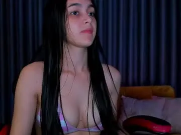 liah_grey8 – webcam model profile photo Image 3