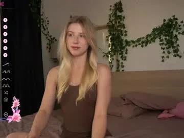 pinkadele – webcam model profile photo Image 13