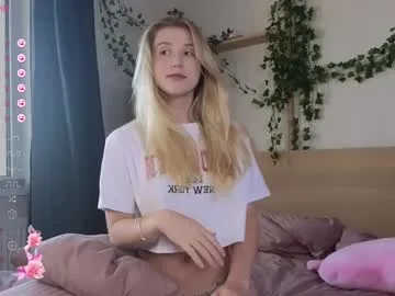 pinkadele – webcam model profile photo Image 2