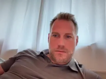 your_dolls – webcam model profile photo Image 11