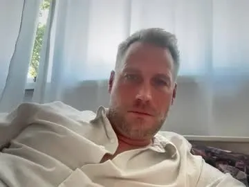 your_dolls – webcam model profile photo Image 9