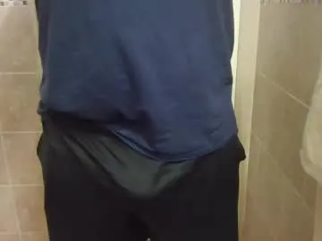 MinniMia – webcam model profile photo Image 8