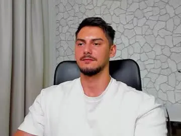 b4by_emilia – webcam model profile photo Image 5