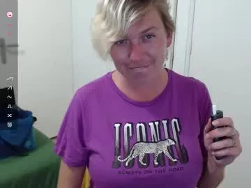 katysha_ – webcam model profile photo Image 7