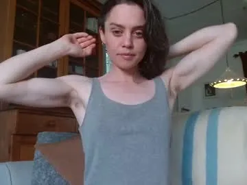 Likachkaa – webcam model profile photo Image 6