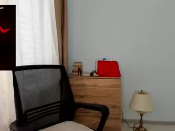 more_xxx_ – webcam model profile photo Image 3