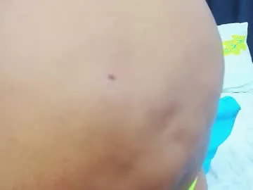 mara_summer – webcam model profile photo Image 8