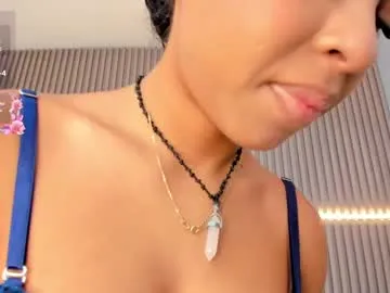coralineross_ Image 2