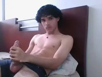 Karamelllka – webcam model profile photo Image 9