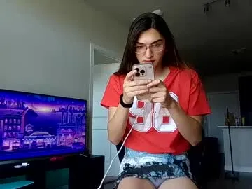 Maya-onelya – webcam model profile photo Image 10