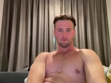 shiny-lily – webcam model profile photo Image 12