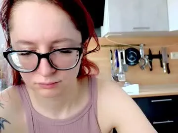 xlunami – webcam model profile photo Image 2