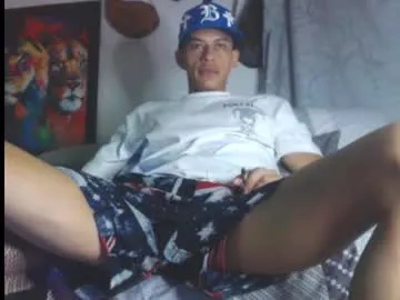 WhoreRobot – webcam model profile photo Image 13