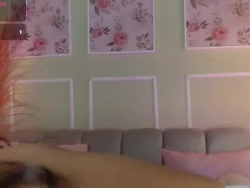 curlydani – webcam model profile photo