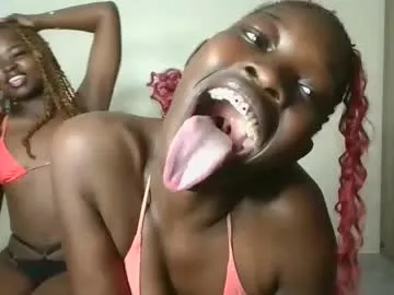 MurkaLux – webcam model profile photo Image 13