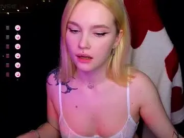 Kristallik-1 – webcam model profile photo Image 8