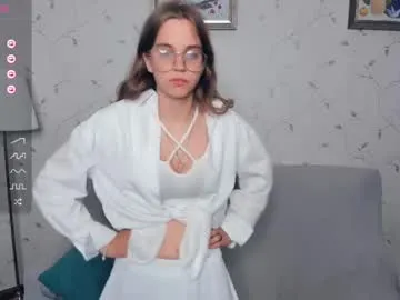 lisagrand – webcam model profile photo Image 2