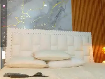 cutepetitee – webcam model profile photo