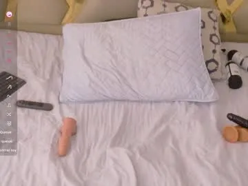 mothkink – webcam model profile photo Image 17