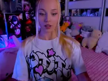 kyliecb – webcam model profile photo Image 2