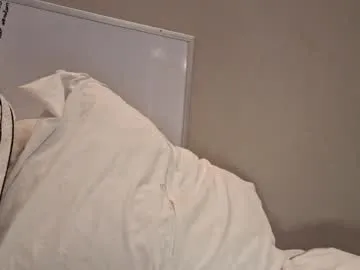 glossybabe_ – webcam model profile photo Image 13