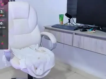 linda_power – webcam model profile photo Image 11