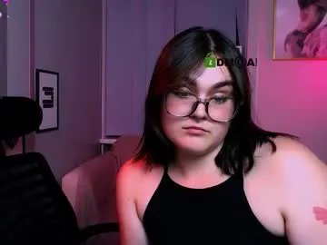 lucy1990xxx – webcam model profile photo Image 8