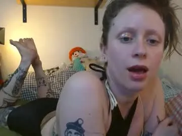 BeautyTriple – webcam model profile photo Image 5