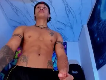 meggan_07 – webcam model profile photo Image 16