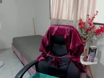 emilywhinfre – webcam model profile photo Image 11