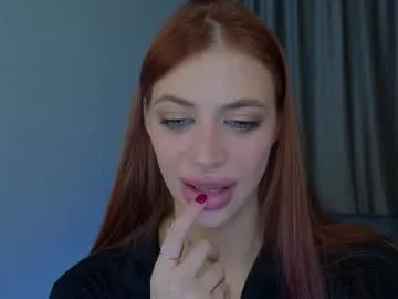 MiaLiaHot – webcam model profile photo Image 4