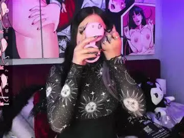 xlunami – webcam model profile photo Image 11