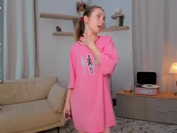 emma_scott_7 – webcam model profile photo Image 17