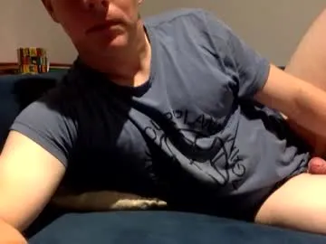 SheOnShe – webcam model profile photo Image 13