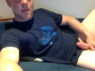 SheOnShe – webcam model profile photo Image 7